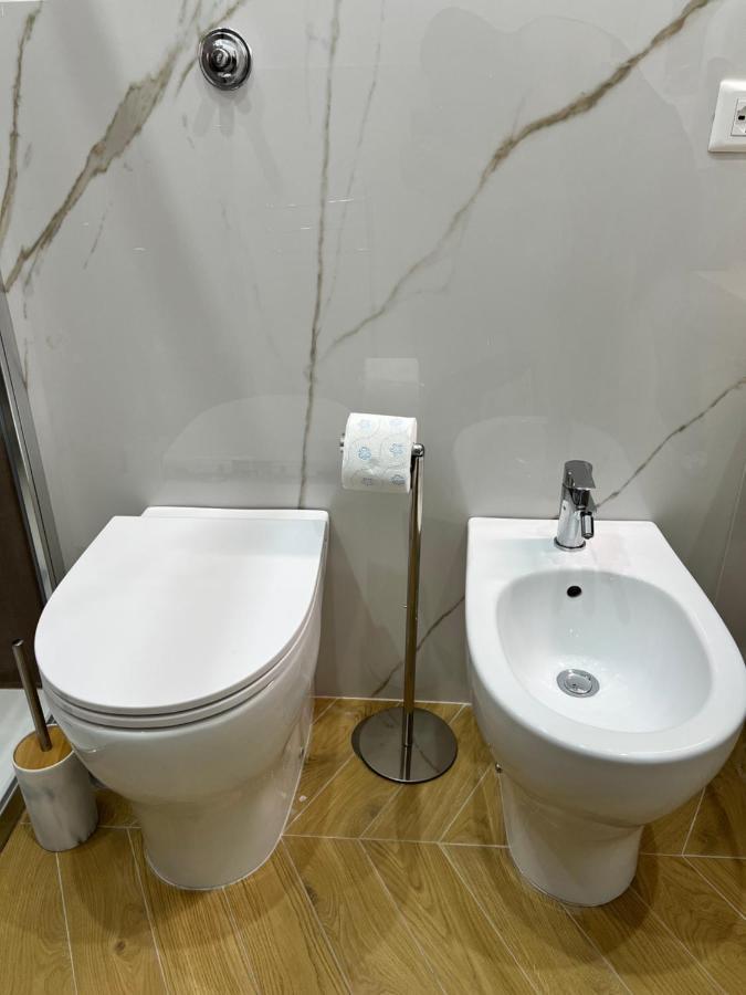Gennarino Apartments - Panorama Suite With Balcony And Urban Loft 나폴리 외부 사진