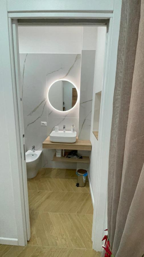 Gennarino Apartments - Panorama Suite With Balcony And Urban Loft 나폴리 외부 사진