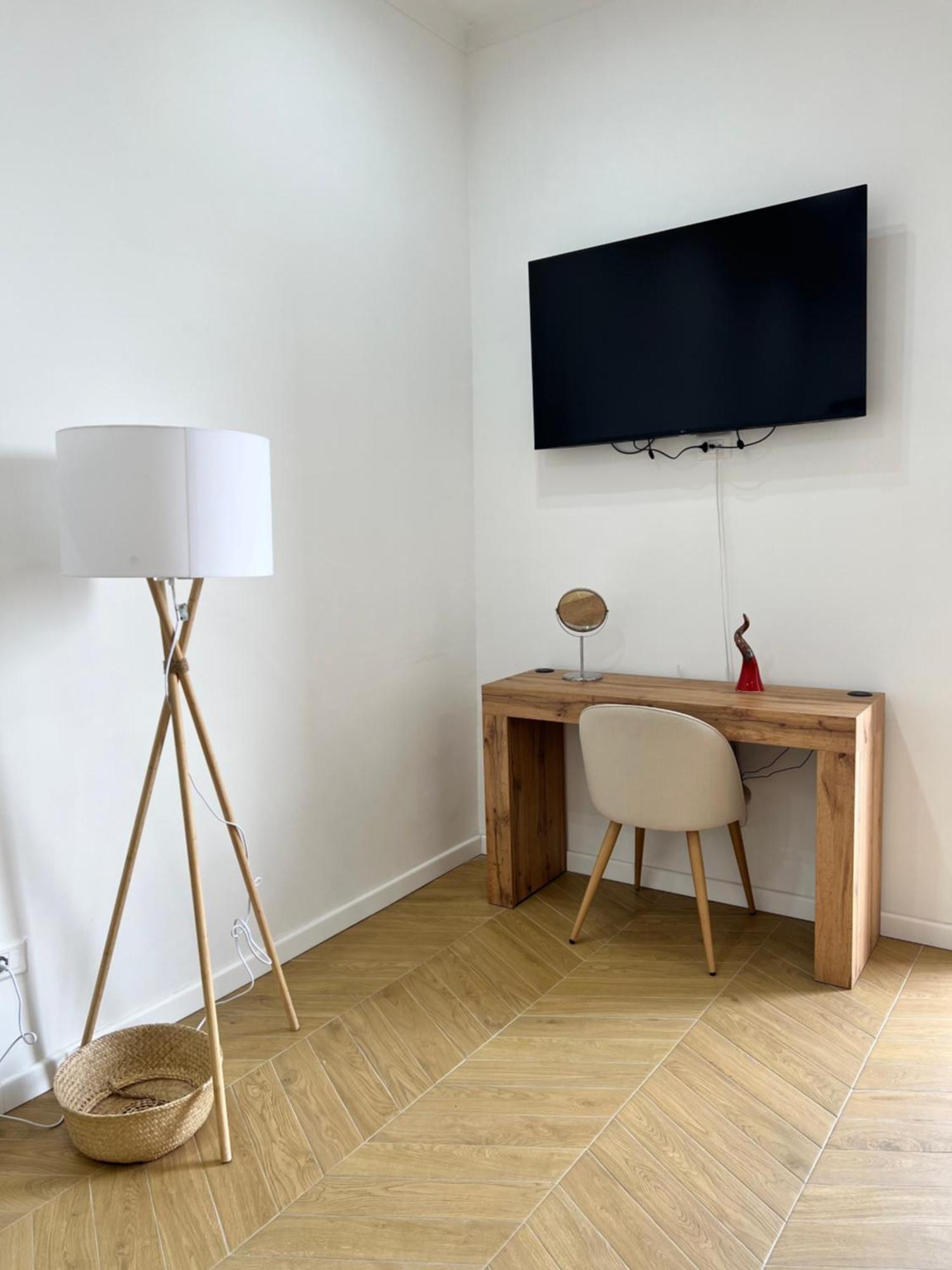 Gennarino Apartments - Panorama Suite With Balcony And Urban Loft 나폴리 외부 사진