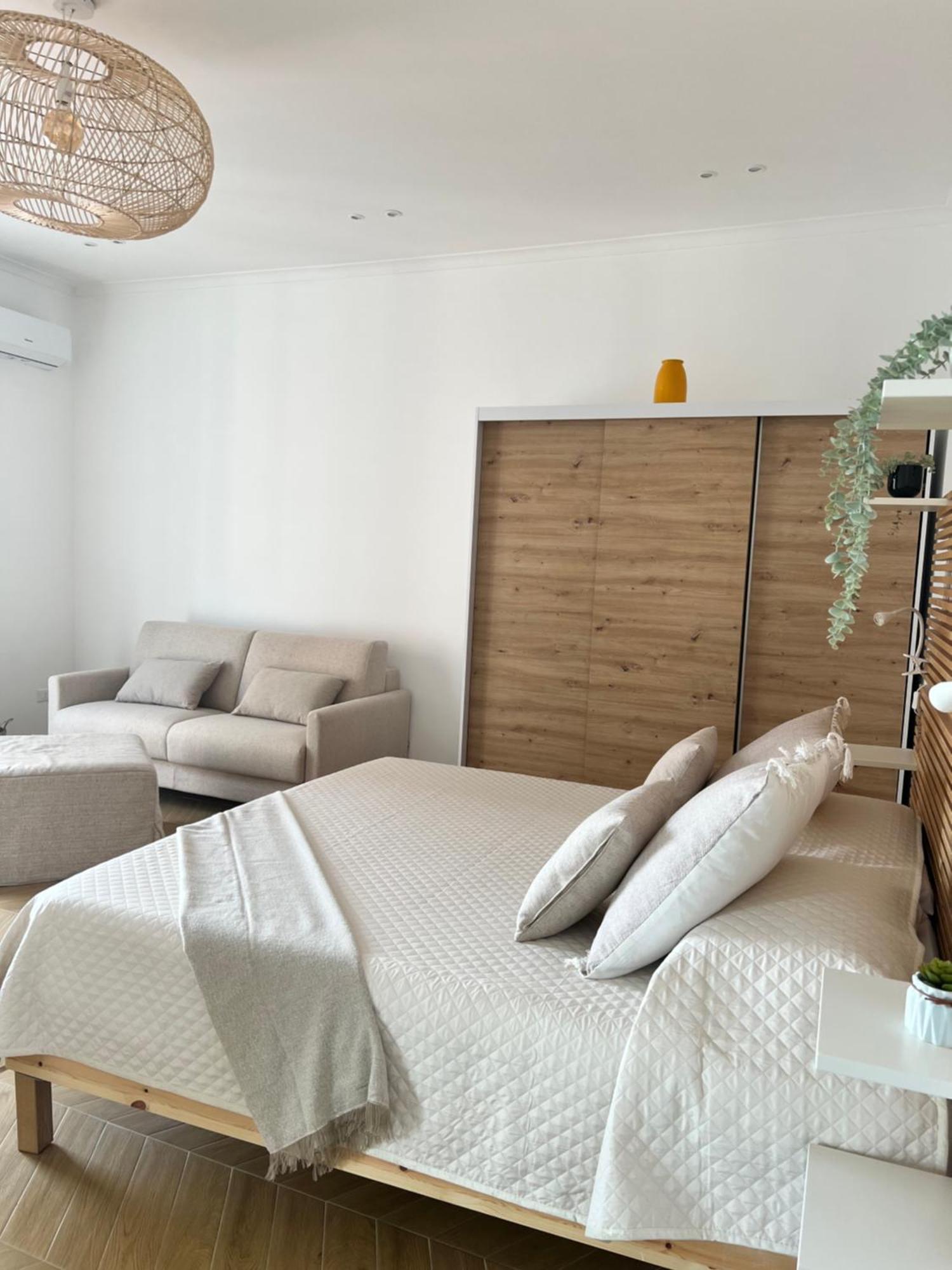 Gennarino Apartments - Panorama Suite With Balcony And Urban Loft 나폴리 외부 사진