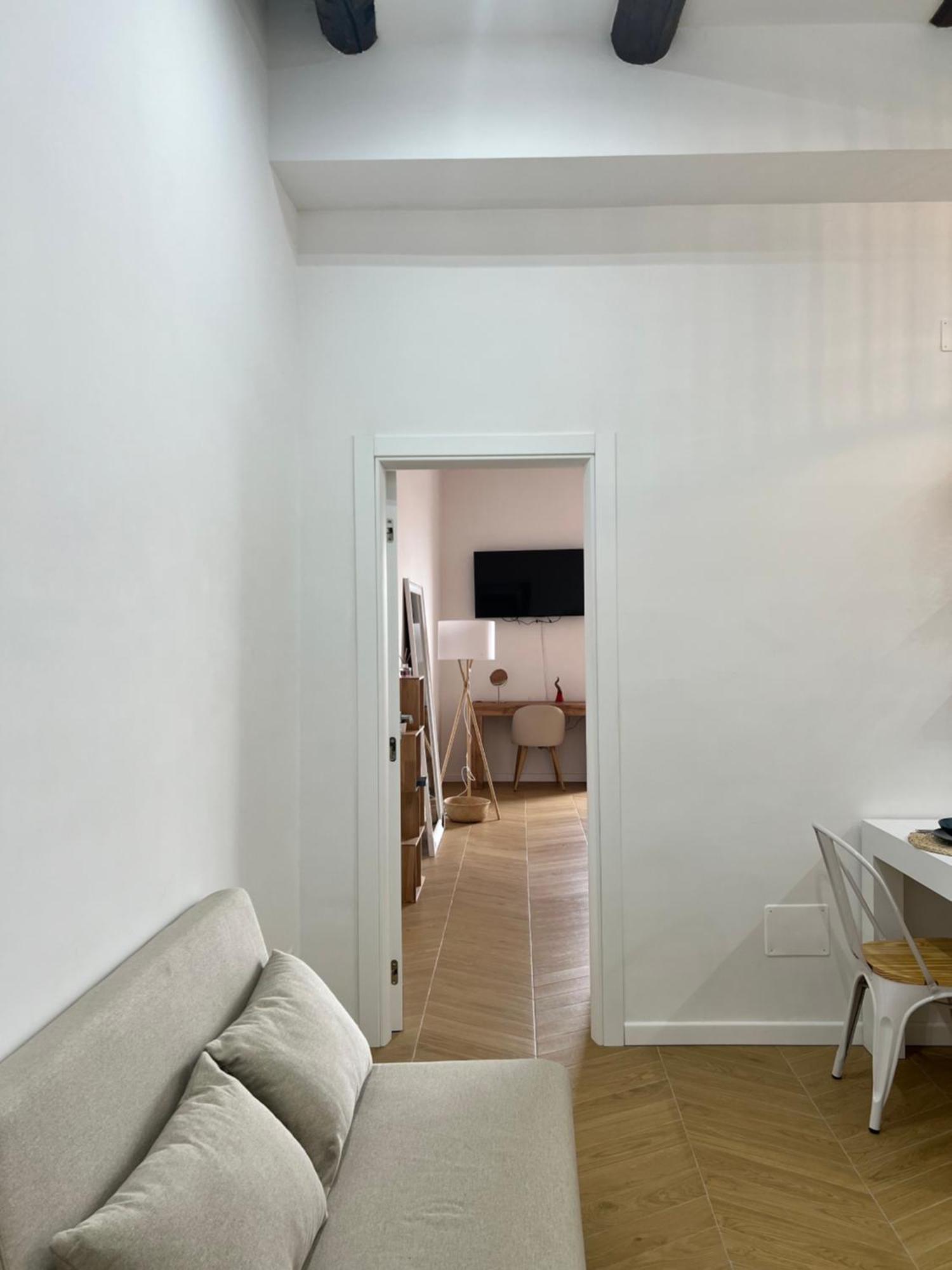 Gennarino Apartments - Panorama Suite With Balcony And Urban Loft 나폴리 외부 사진